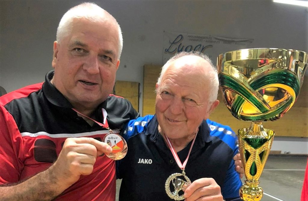 Die Stocksportfamilie würdigt Adi und James